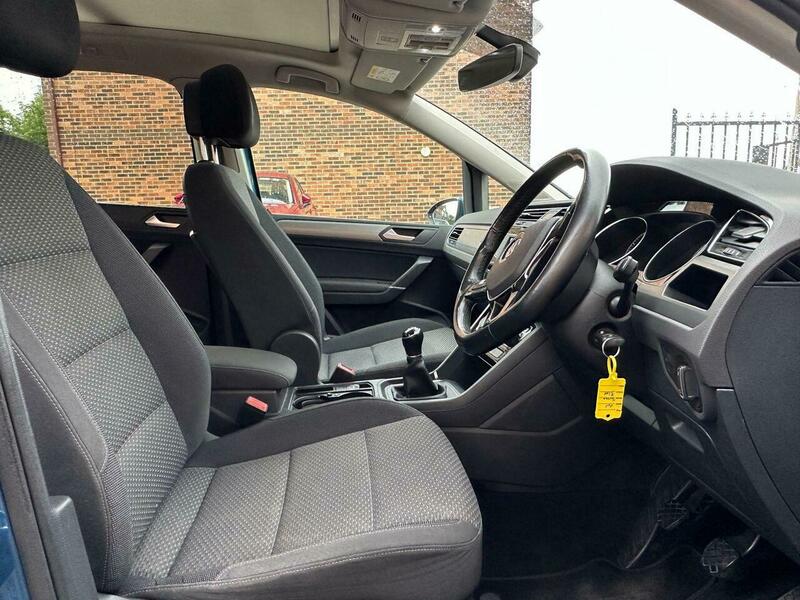 Used Volkswagen Touran 2017 for sale - 76879467: Photo 15
