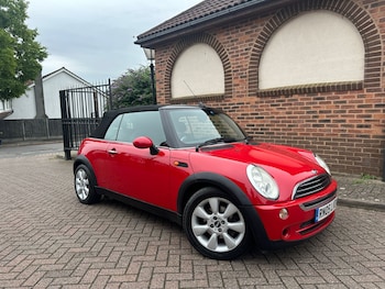 Used MINI Convertible 2005 for sale - 78383472: Photo