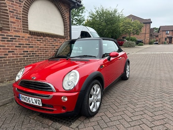 Used MINI Convertible 2005 for sale - 78383472: Photo