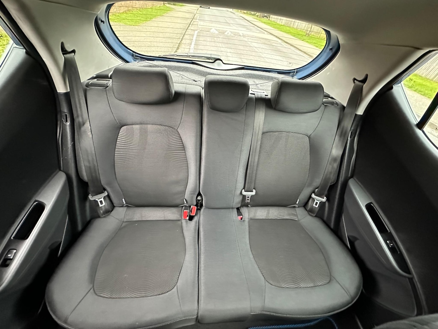 Used Hyundai i10 2018 for sale - 76152187: Photo 15