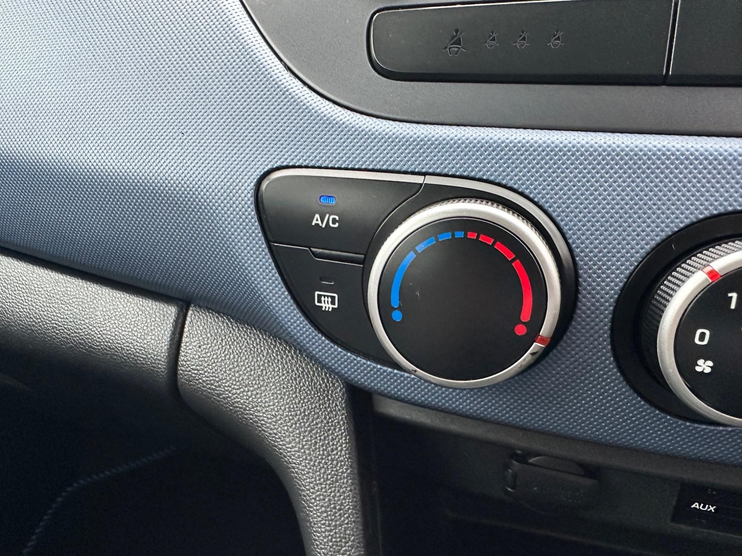 Used Hyundai i10 2018 for sale - 76152187: Photo 17