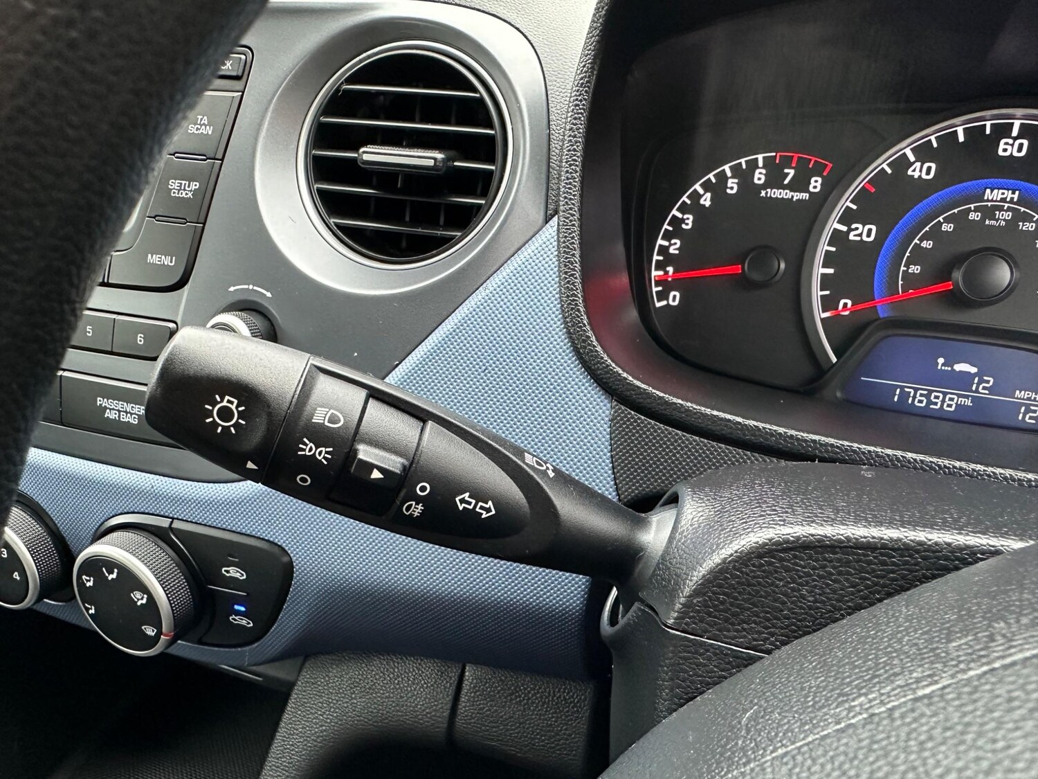 Used Hyundai i10 2018 for sale - 76152187: Photo 18