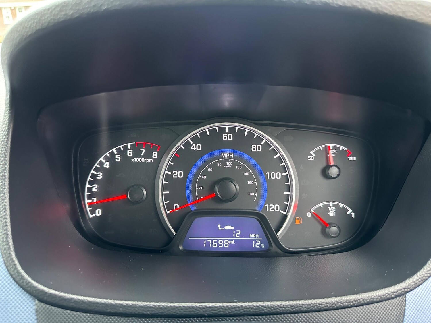 Used Hyundai i10 2018 for sale - 76152187: Photo 27