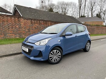 Used Hyundai i10 2018 for sale - 76152187: Photo