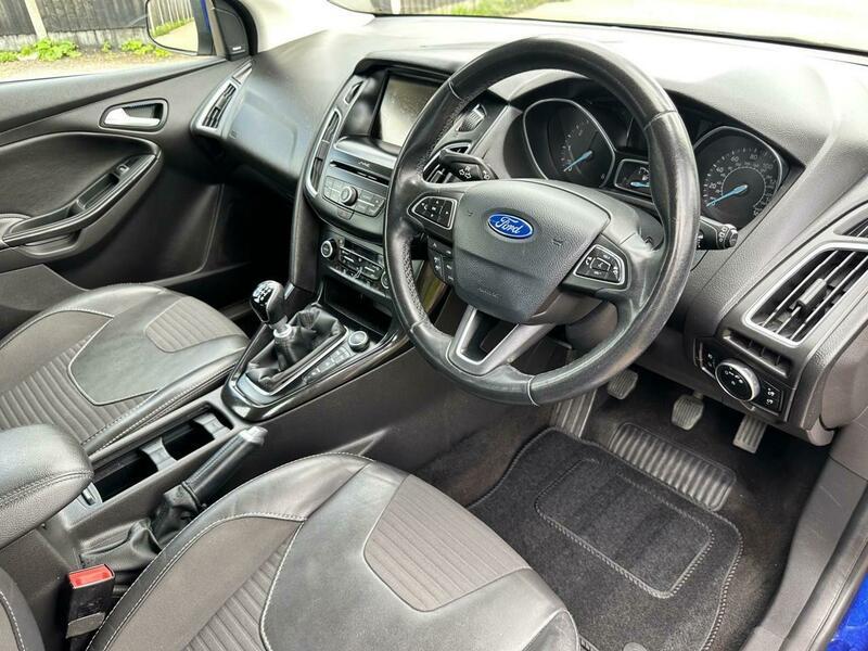 Used Ford Focus 2015 for sale - 76152037: Photo 17
