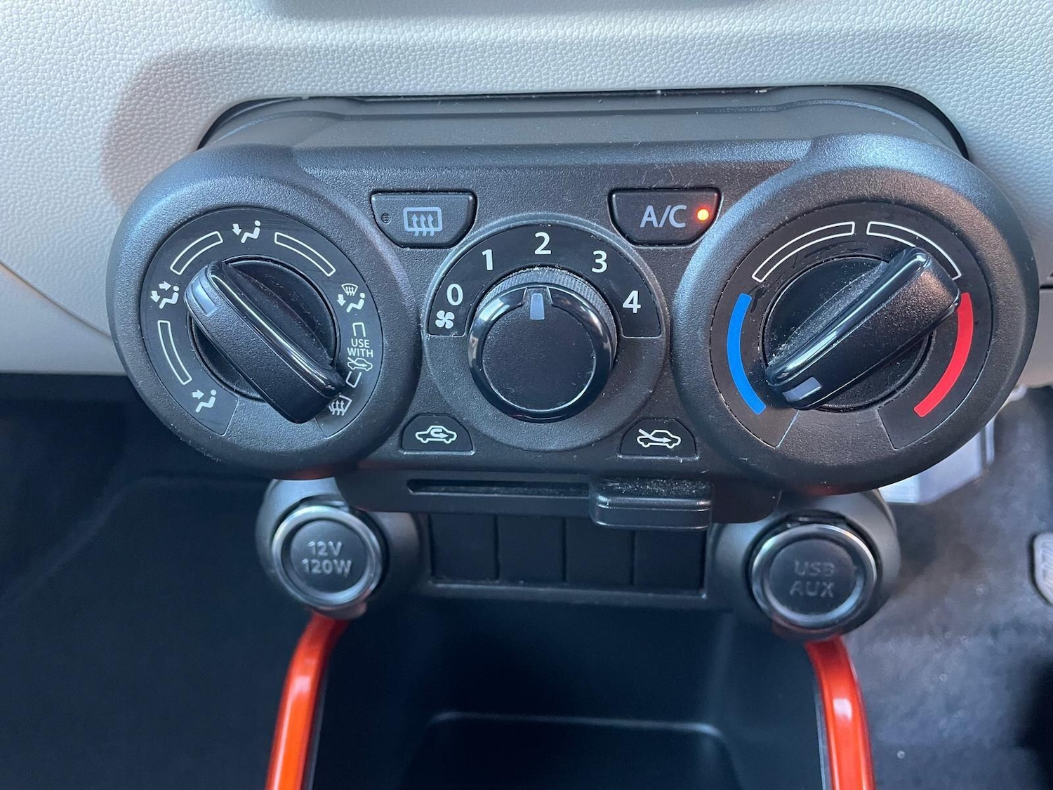 Used Suzuki Ignis 2017 for sale - 76270465: Photo 32