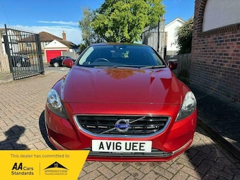 Used Volvo V40 2016 for sale - 76270879: Photo 3