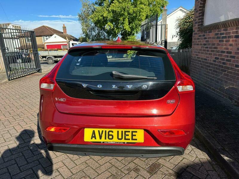 Used Volvo V40 2016 for sale - 76270879: Photo 8