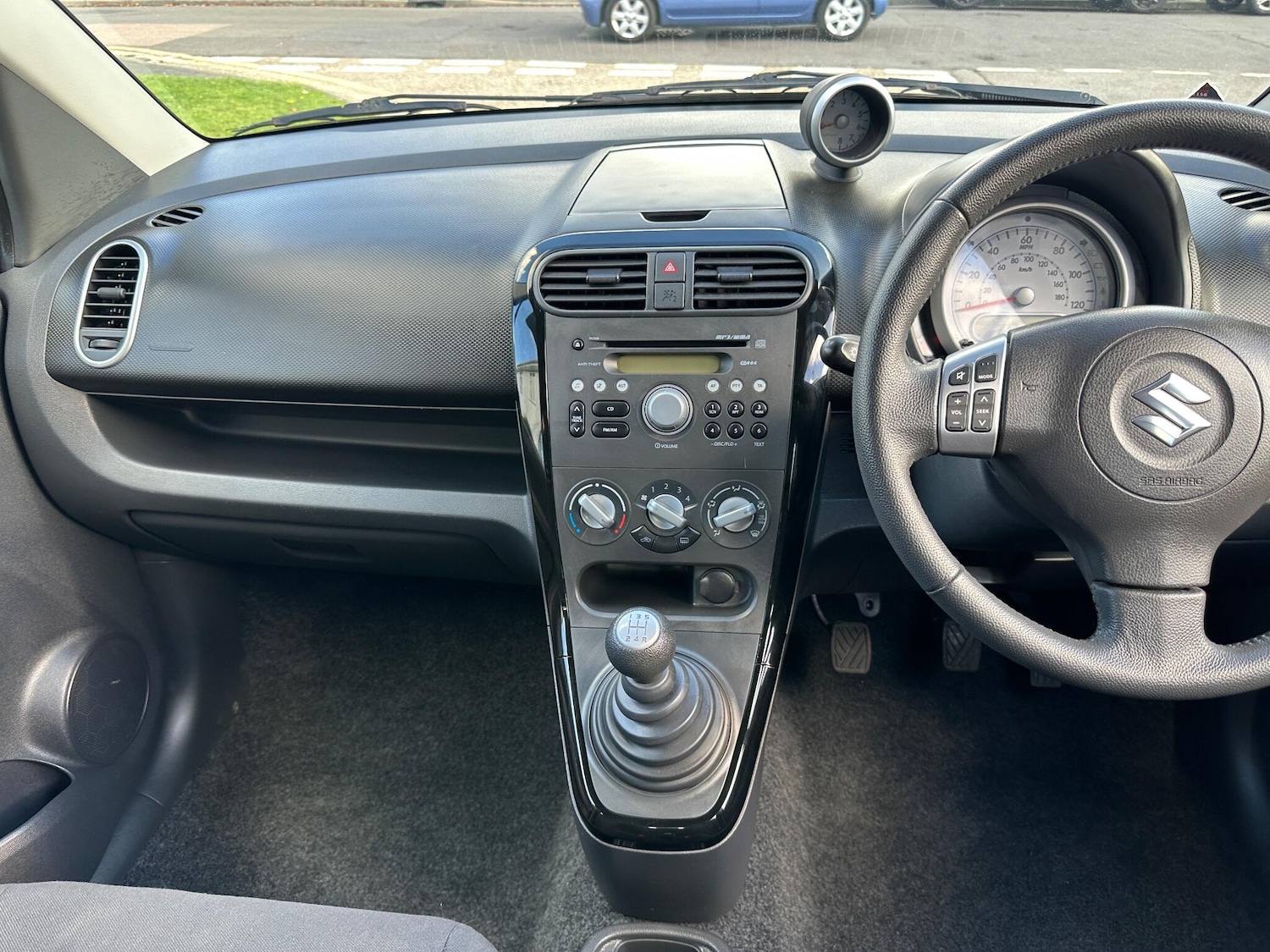 Used Suzuki Splash 2014 for sale - 76307411: Photo 18