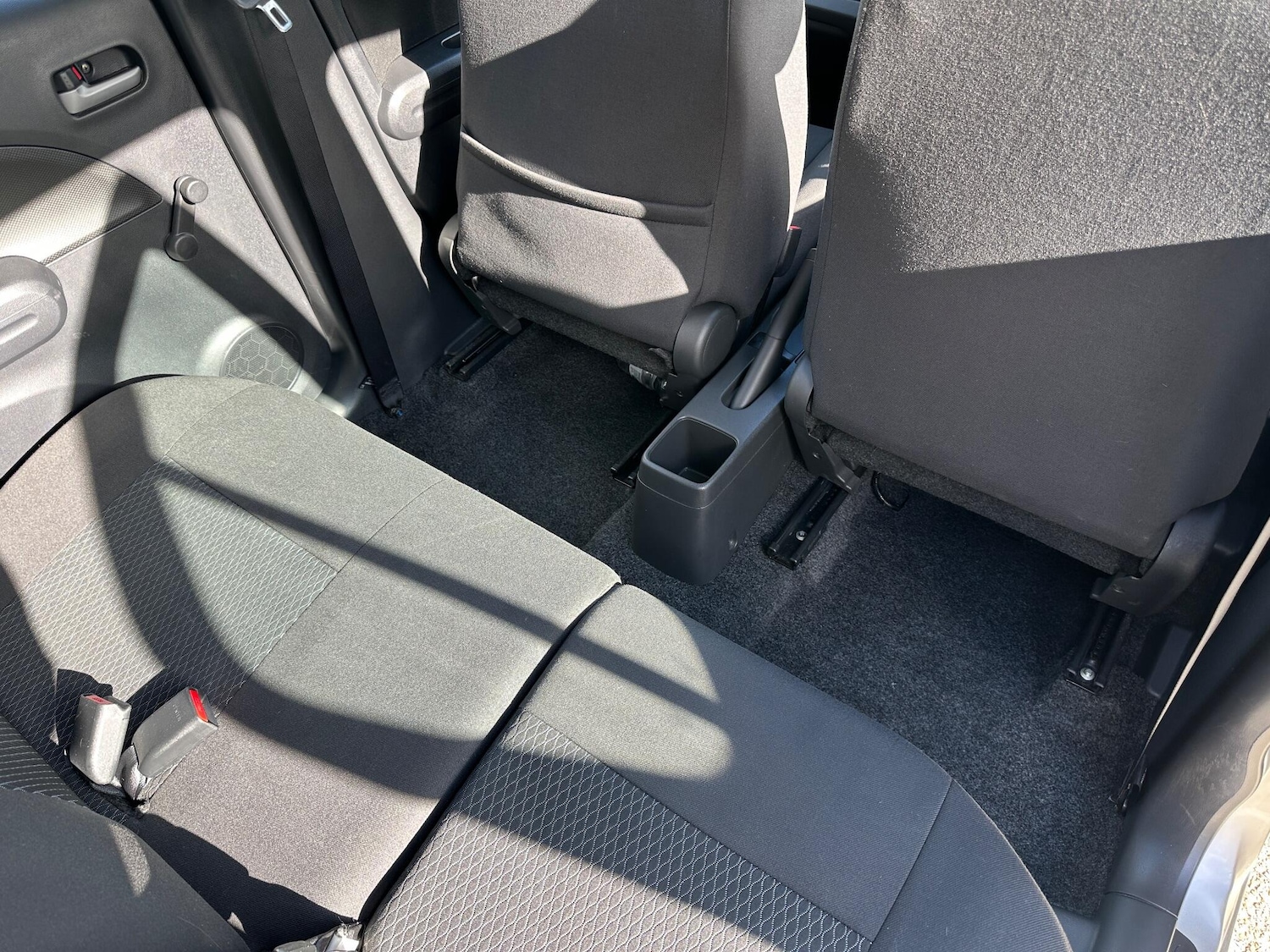Used Suzuki Splash 2014 for sale - 76307411: Photo 24