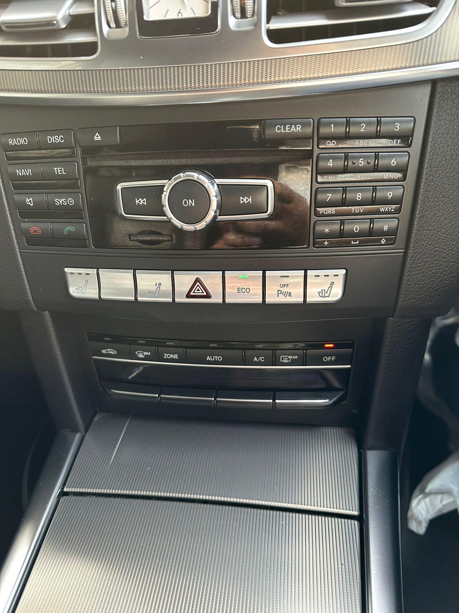 Used Mercedes-Benz E Class 2013 for sale - 76269838: Photo 17