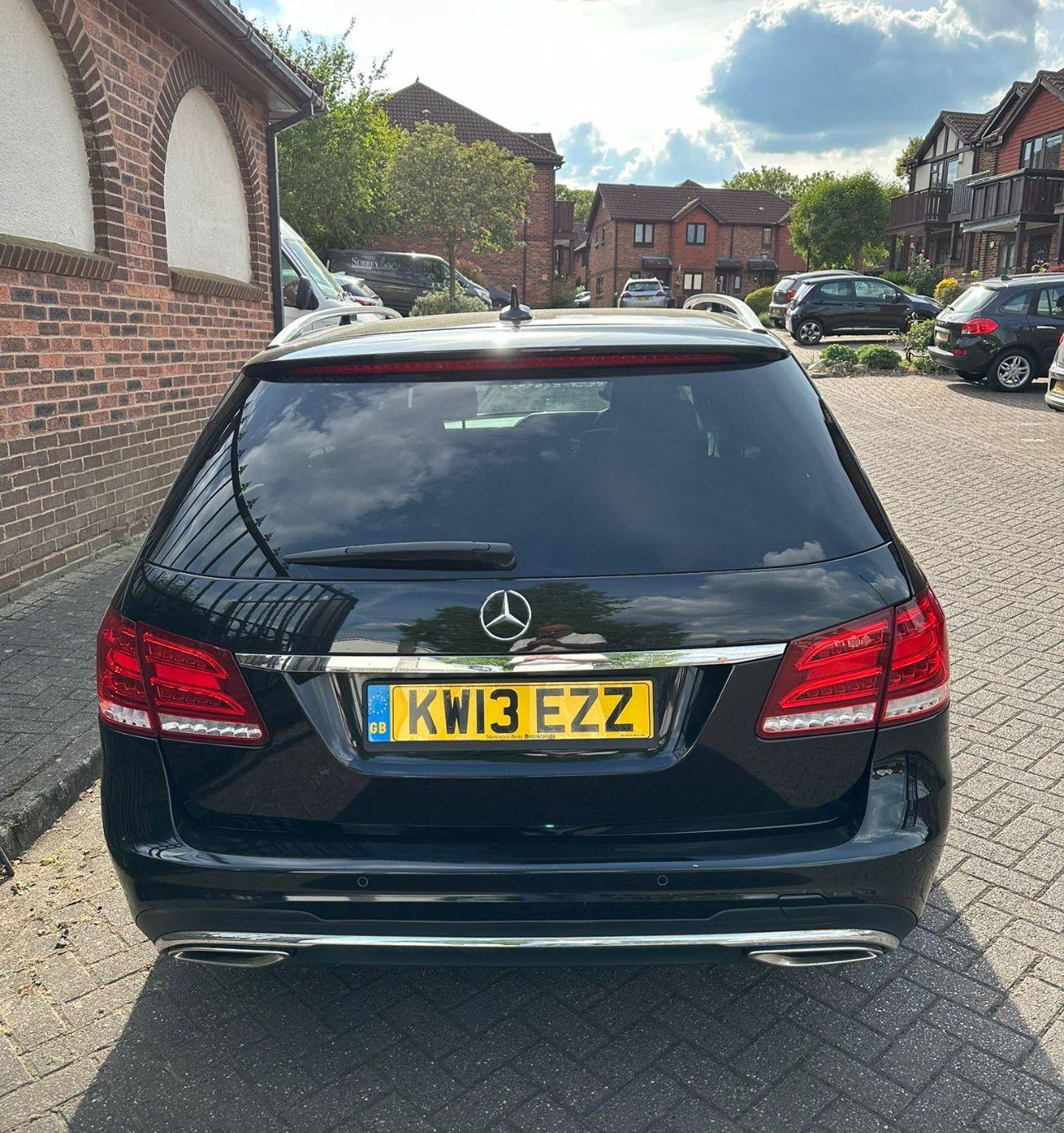 Used Mercedes-Benz E Class 2013 for sale - 76269838: Photo 5