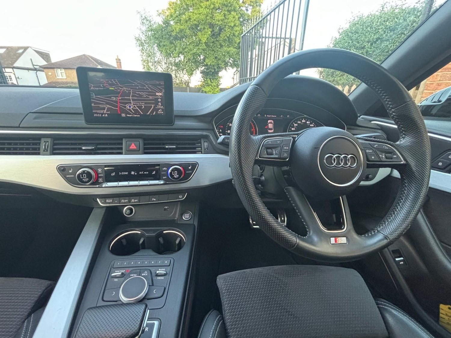 Used Audi A4 2018 for sale - 76228124: Photo 12
