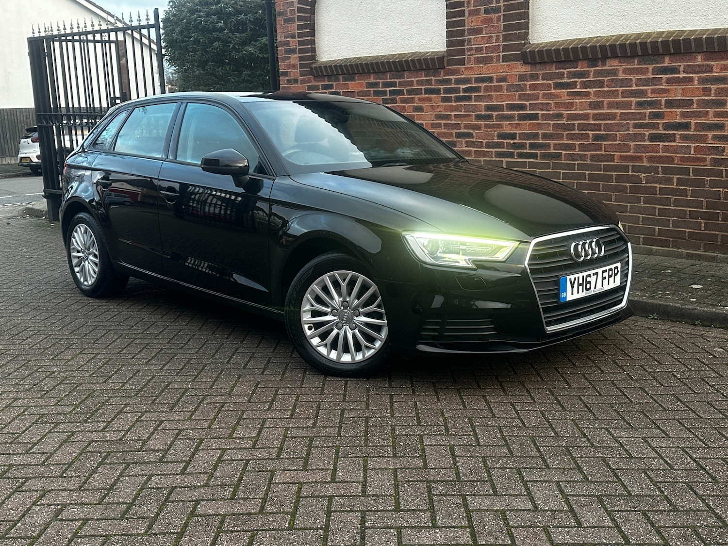 Used Audi A3 2017 for sale - 76949416: Photo 5