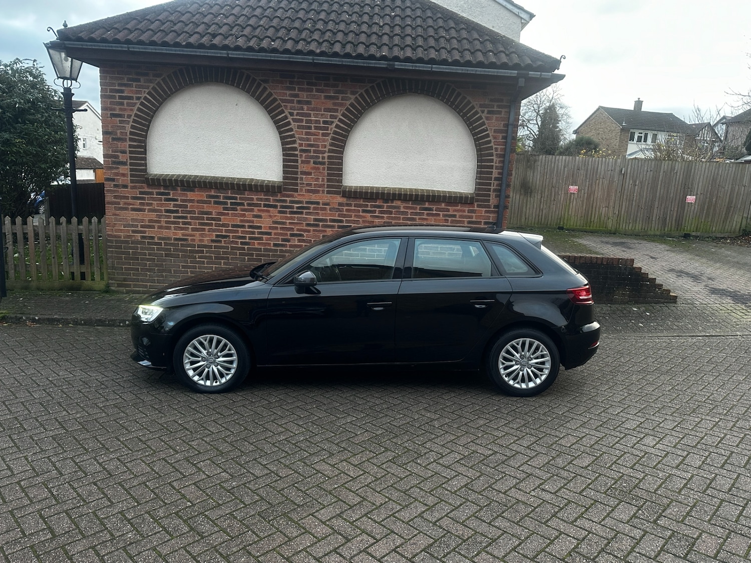 Used Audi A3 2017 for sale - 76949416: Photo 6