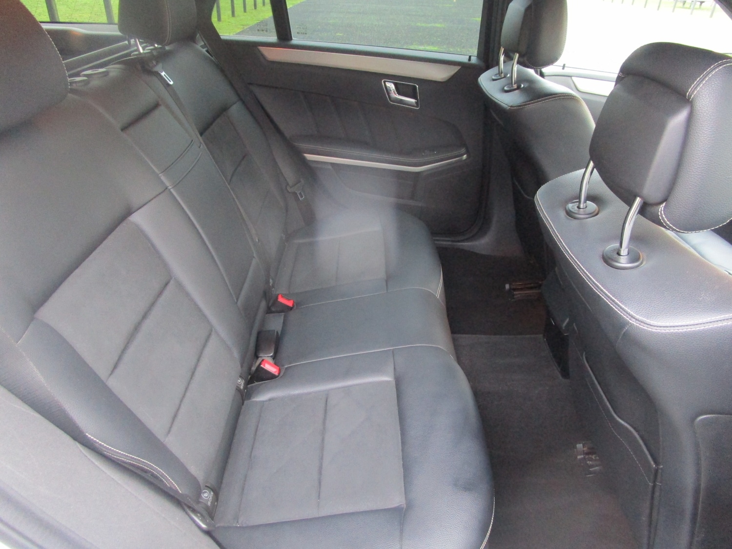 Used Mercedes-Benz E Class 2011 for sale - 77541732: Photo 18