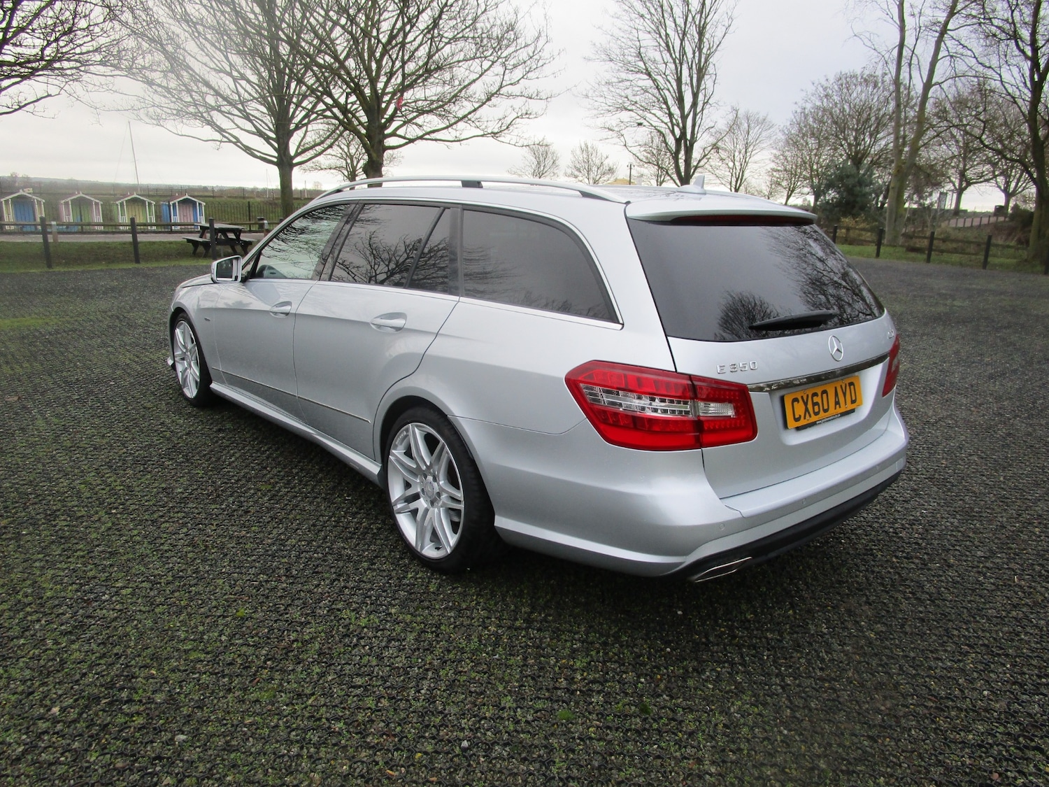 Used Mercedes-Benz E Class 2011 for sale - 77541732: Photo 3