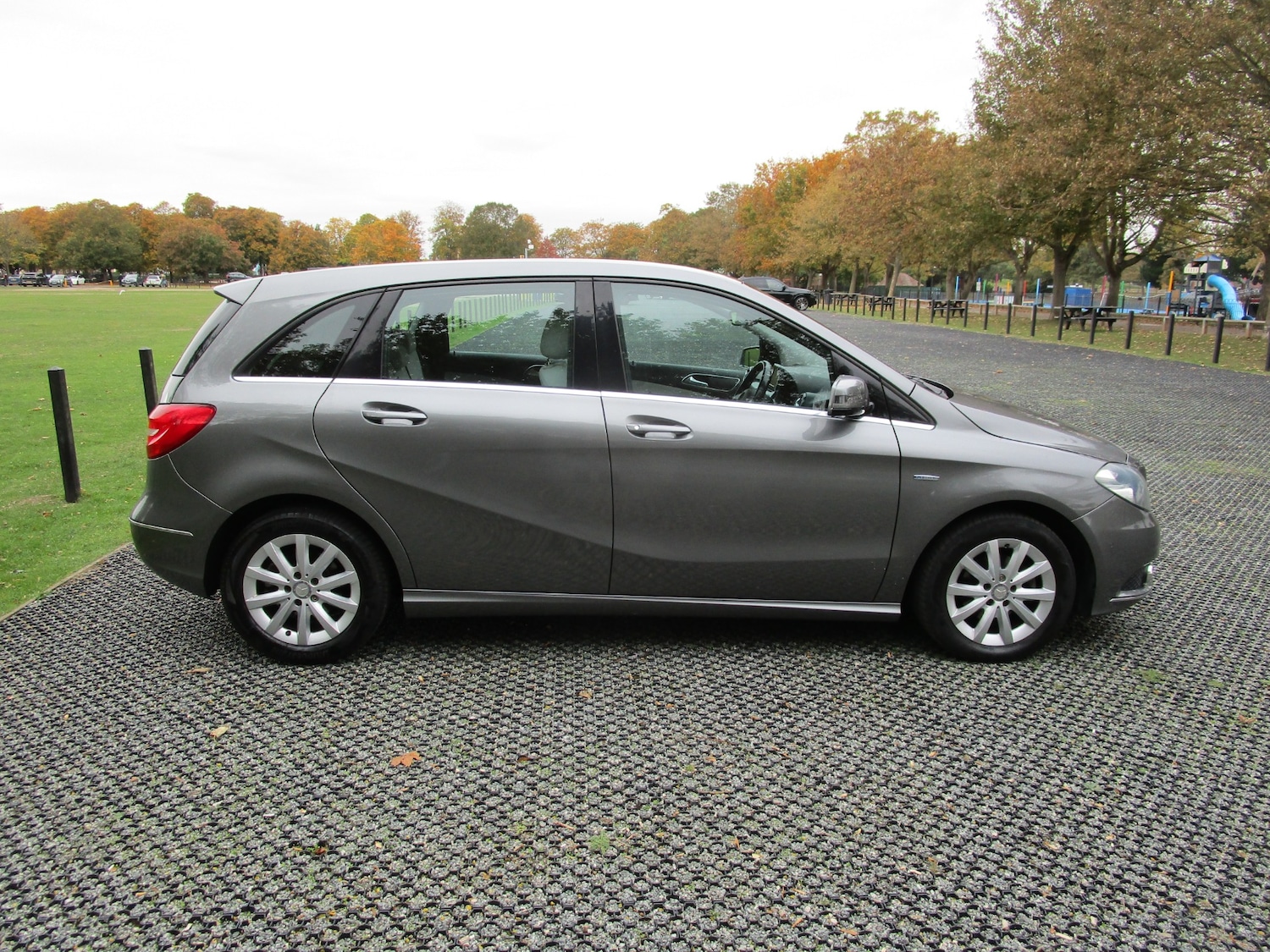 Used Mercedes-Benz B-Class 2012 for sale - 76194775: Photo 12