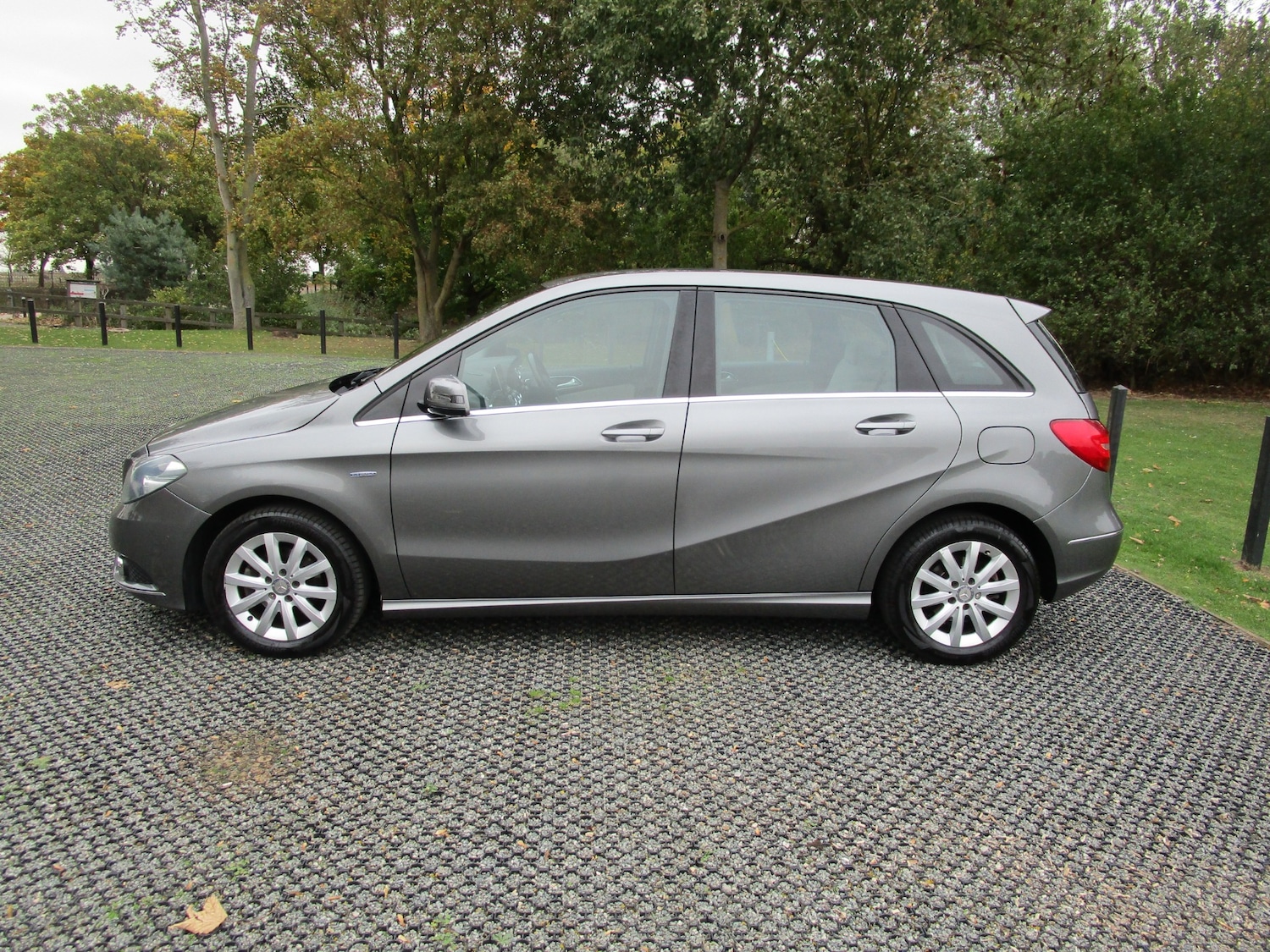 Used Mercedes-Benz B-Class 2012 for sale - 76194775: Photo 14