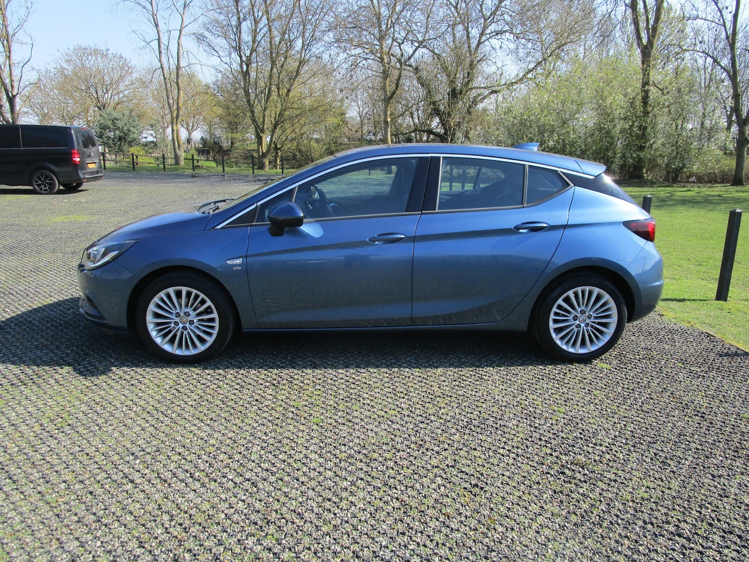 Used Vauxhall Astra 2017 for sale - 77973673: Photo 14