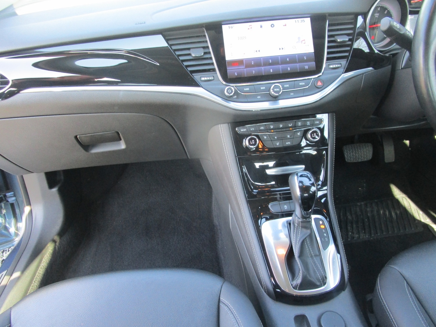 Used Vauxhall Astra 2017 for sale - 77973673: Photo 6