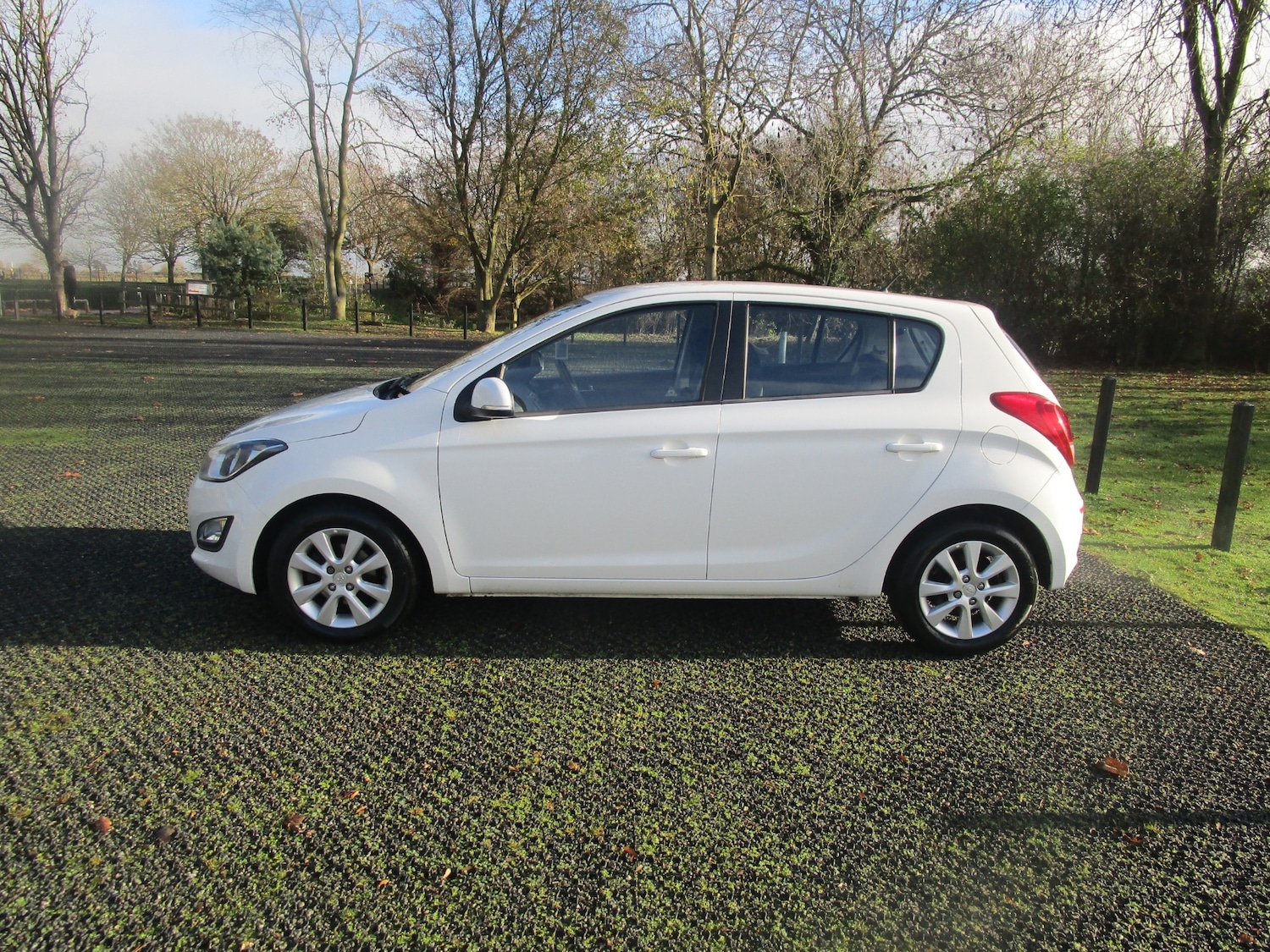 Used Hyundai i20 2013 for sale - 76682670: Photo 14