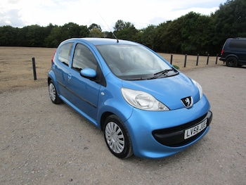 Peugeot - 107