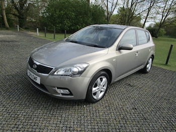 Used Kia Ceed 2011 for sale - 78252861: Photo