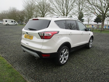 Used Ford Kuga 2017 for sale - 77803017: Photo