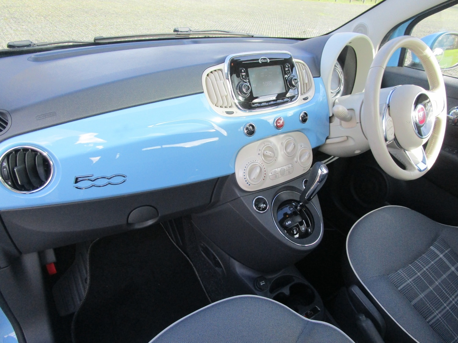 Used Fiat 500 2015 for sale - 77888779: Photo 5