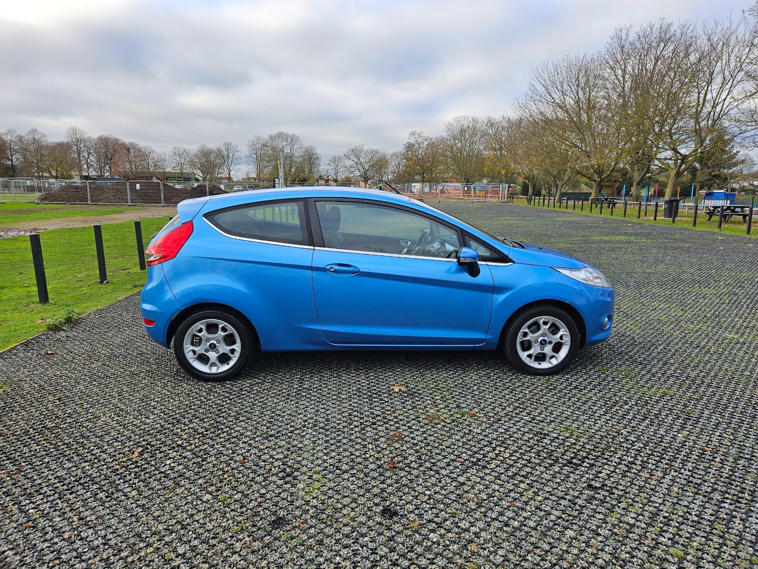 Used Ford Fiesta 2011 for sale - 76736791: Photo 12