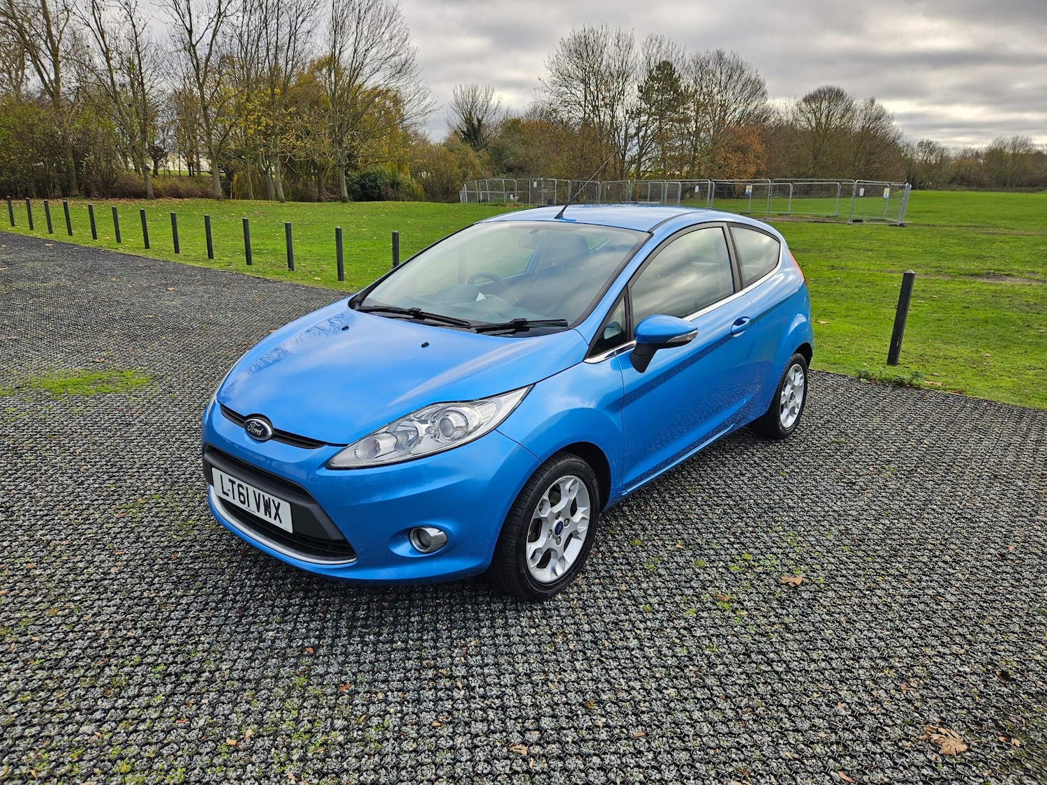 Used Ford Fiesta 2011 for sale - 76736791: Photo 4