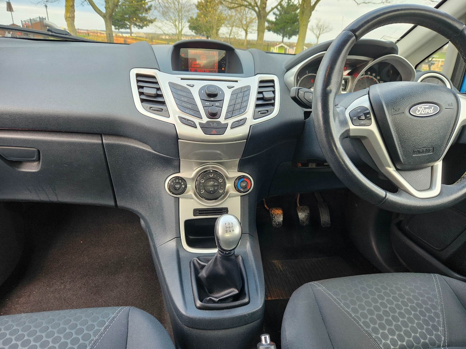 Used Ford Fiesta 2011 for sale - 76736791: Photo 6