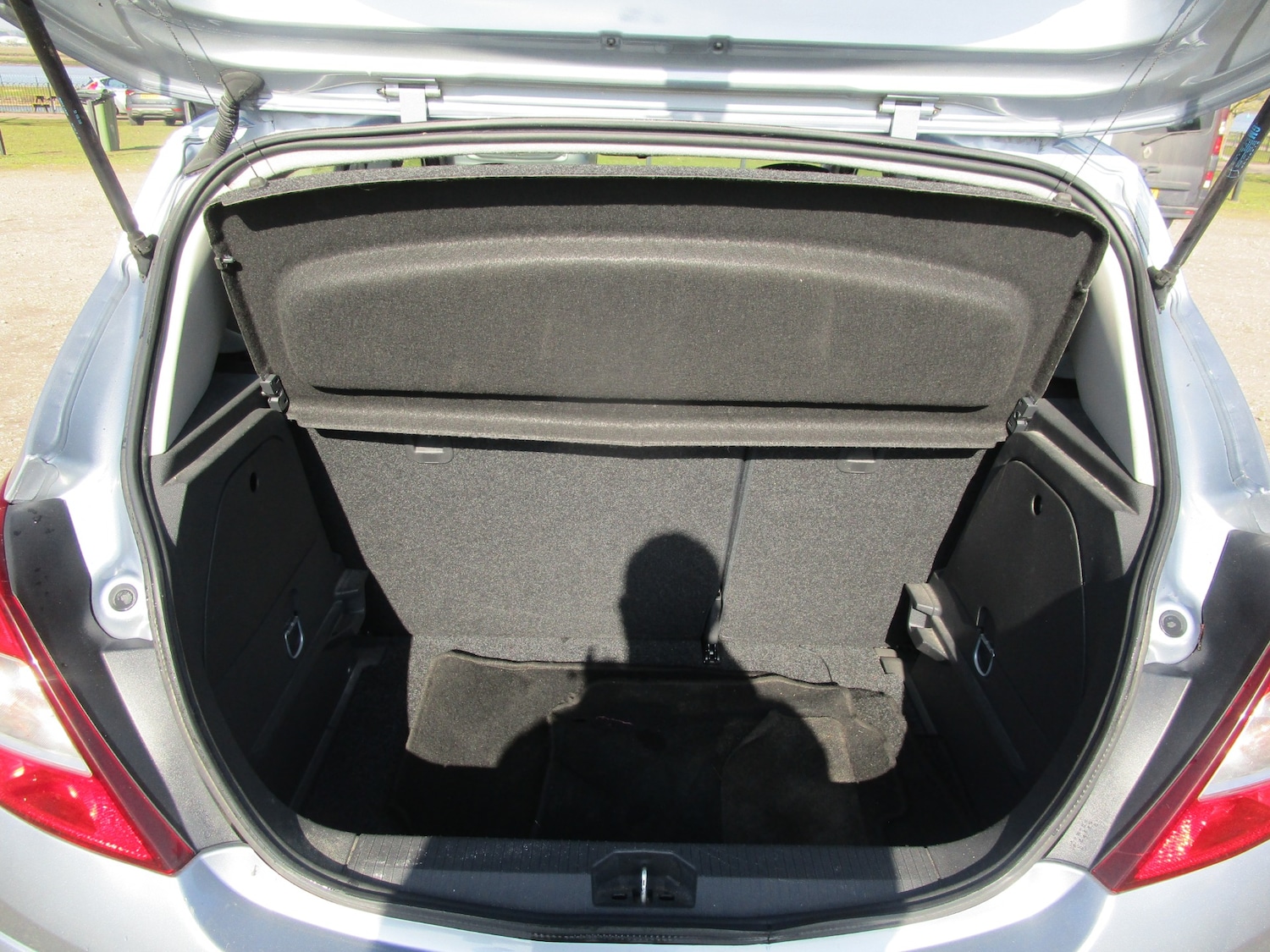 Used Vauxhall Corsa 2009 for sale - 77761949: Photo 17