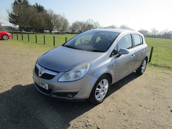 Used Vauxhall Corsa 2009 for sale - 77761949: Photo