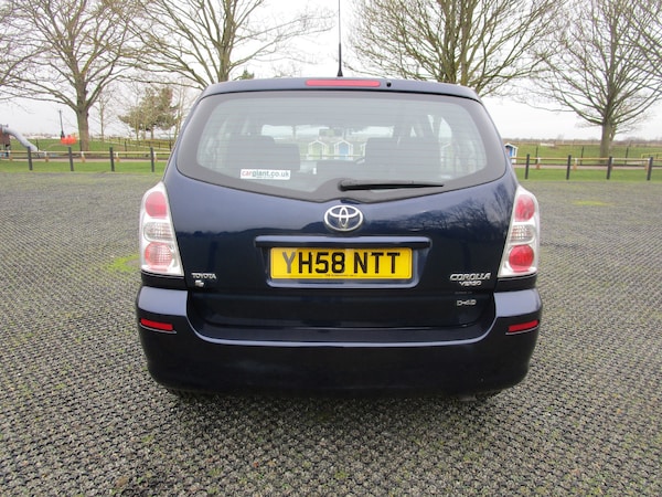 Used Toyota Corolla Verso 2008 for sale - 73874039: Photo 14