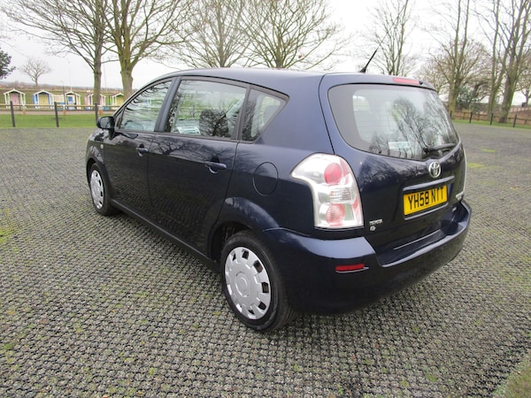 Used Toyota Corolla Verso 2008 for sale - 73874039: Photo 3