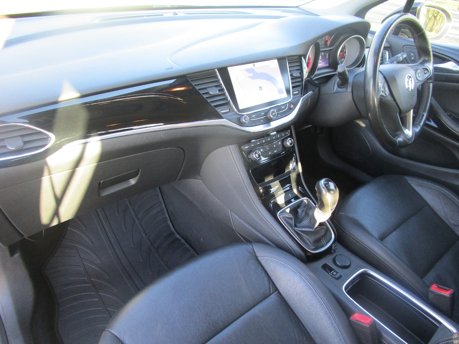 Used Vauxhall Astra 2018 for sale - 76948265: Photo 5