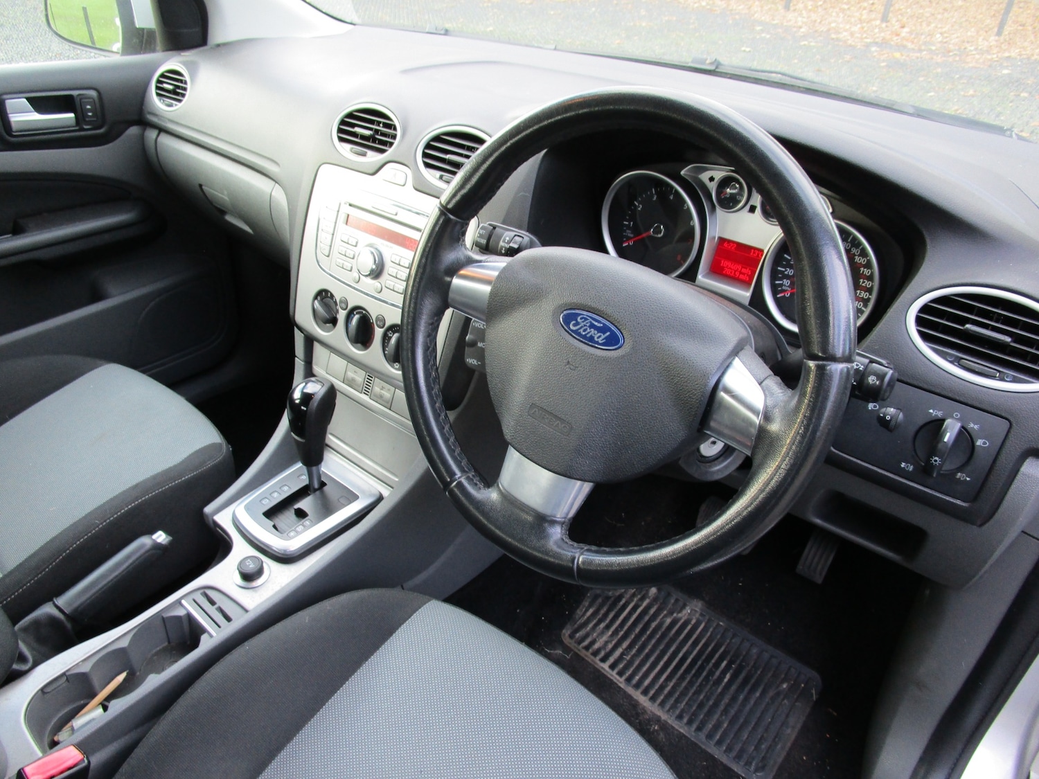 Used Ford Focus 2009 for sale - 76374462: Photo 19