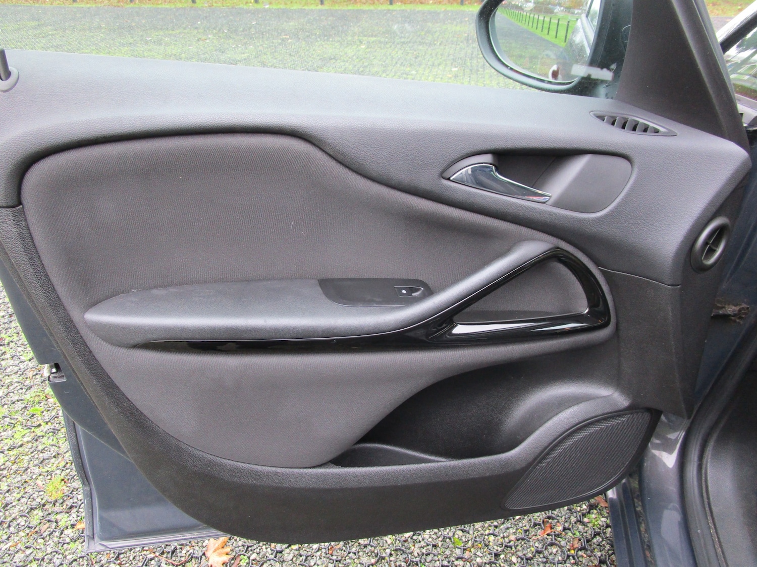 Used Vauxhall Zafira 2013 for sale - 76531635: Photo 16