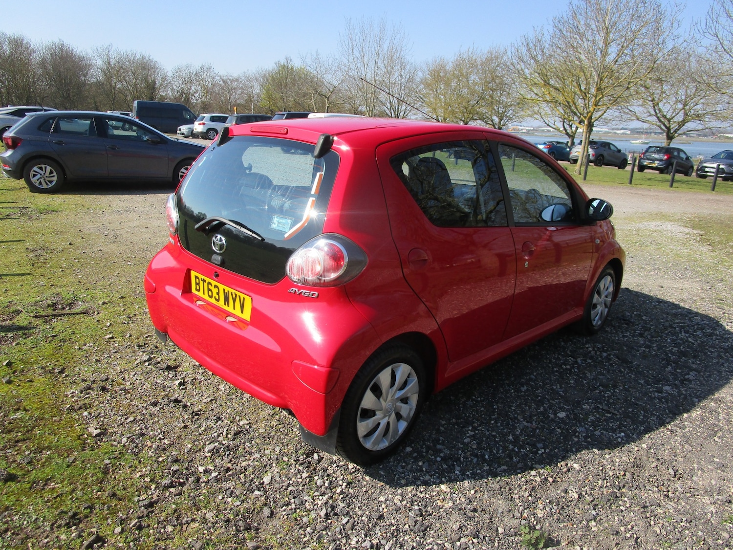 Used Toyota AYGO 2014 for sale - 77973802: Photo 2
