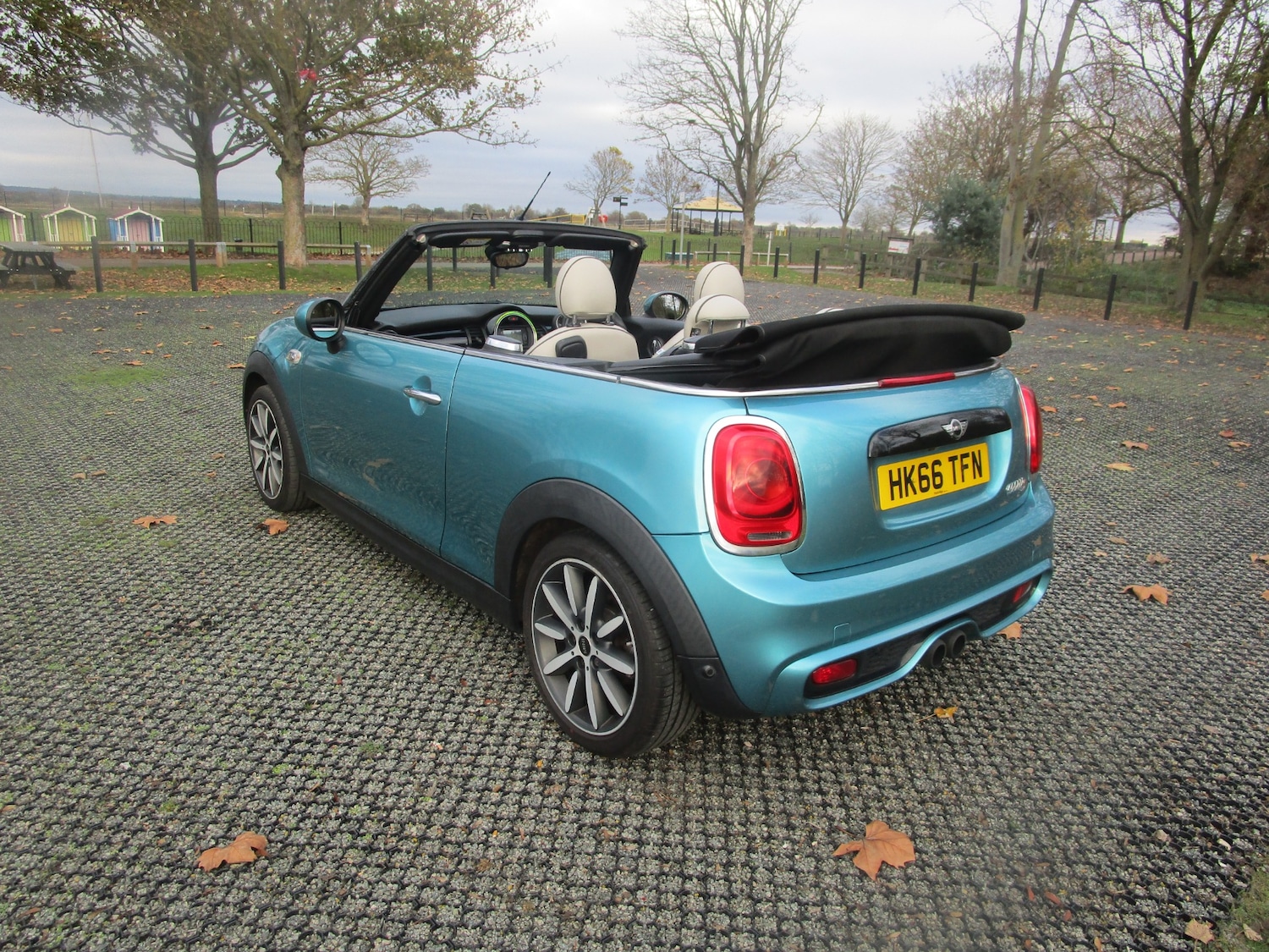 Used MINI Convertible 2016 for sale - 76649693: Photo 12