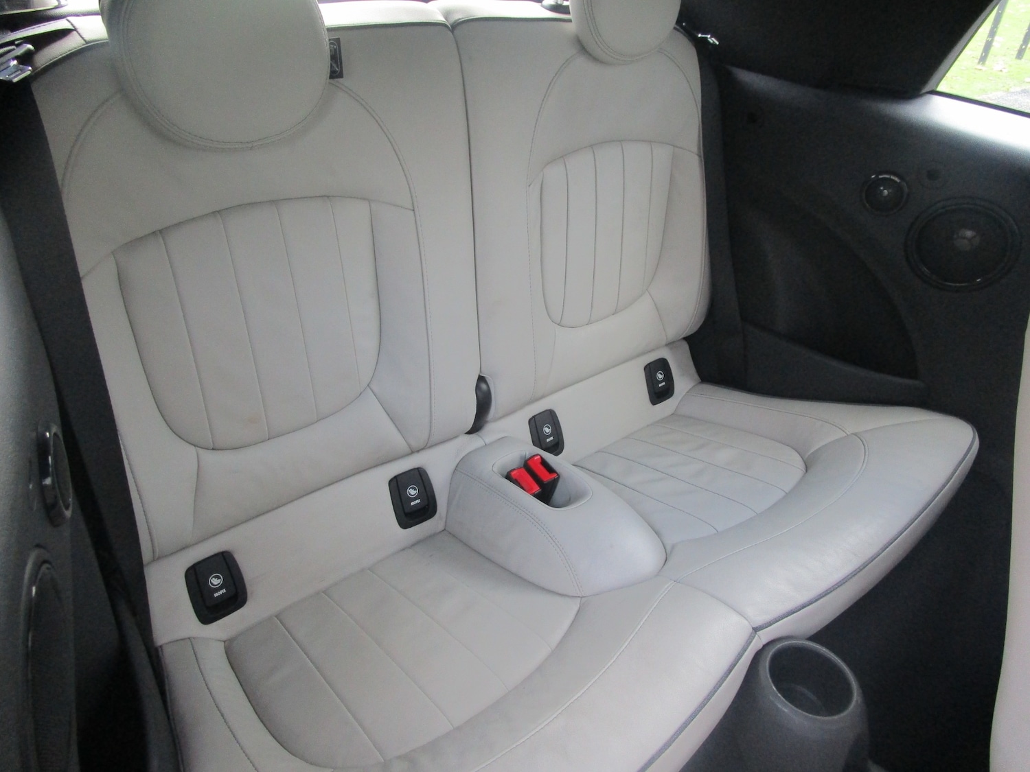 Used MINI Convertible 2016 for sale - 76649693: Photo 20