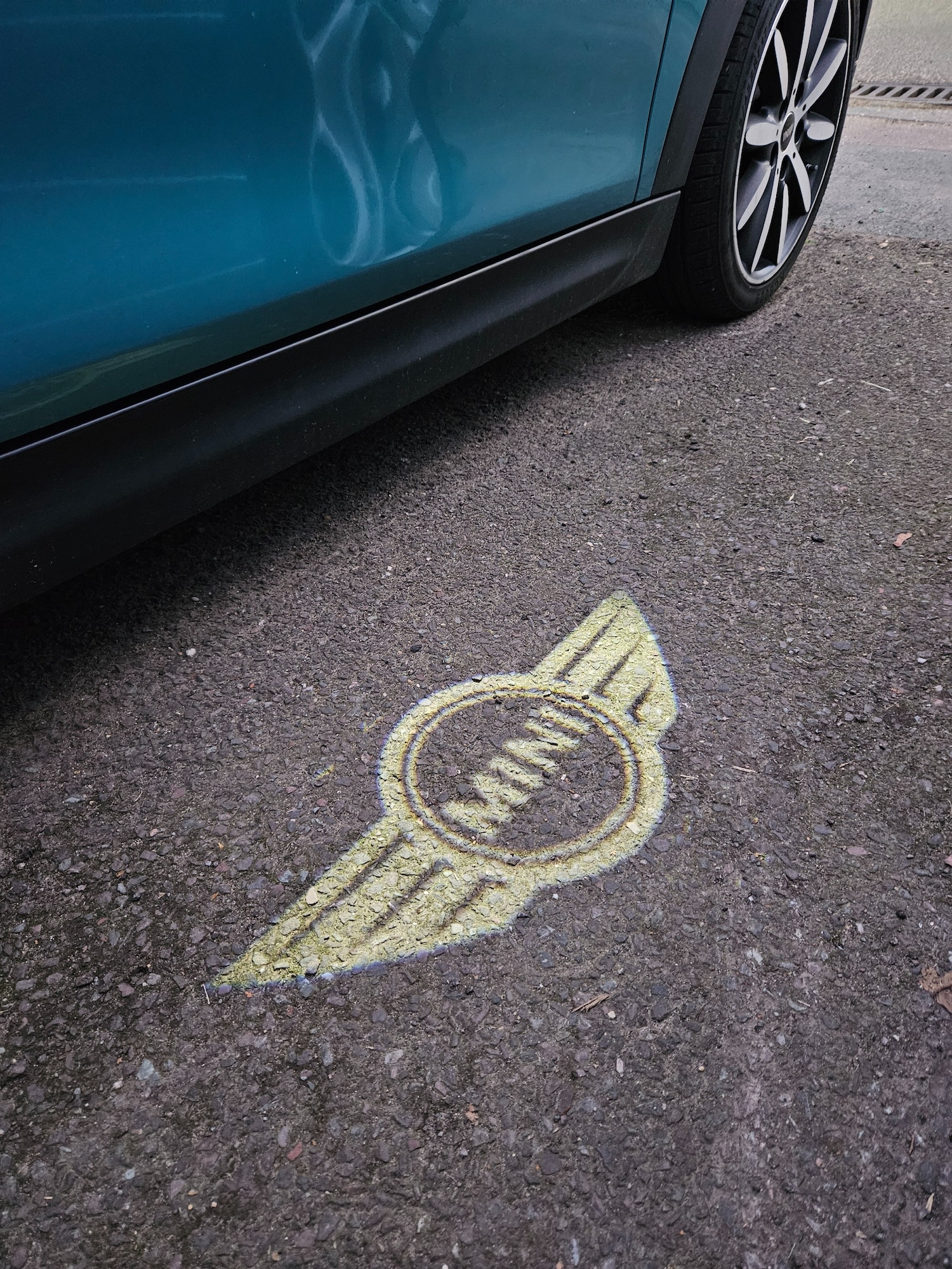 Used MINI Convertible 2016 for sale - 76649693: Photo 3