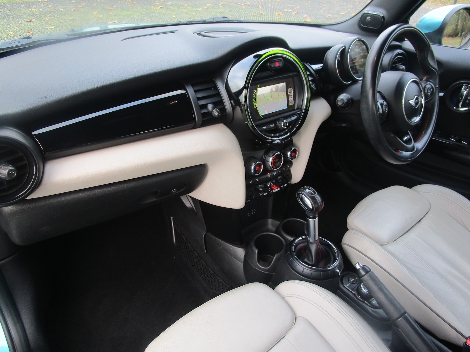 Used MINI Convertible 2016 for sale - 76649693: Photo 7