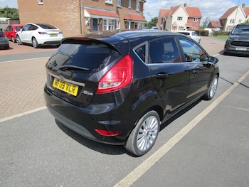 Used Ford Fiesta 2009 for sale - 79064789: Photo