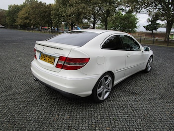 Used Mercedes-Benz CLC 2010 for sale - 75996146: Photo