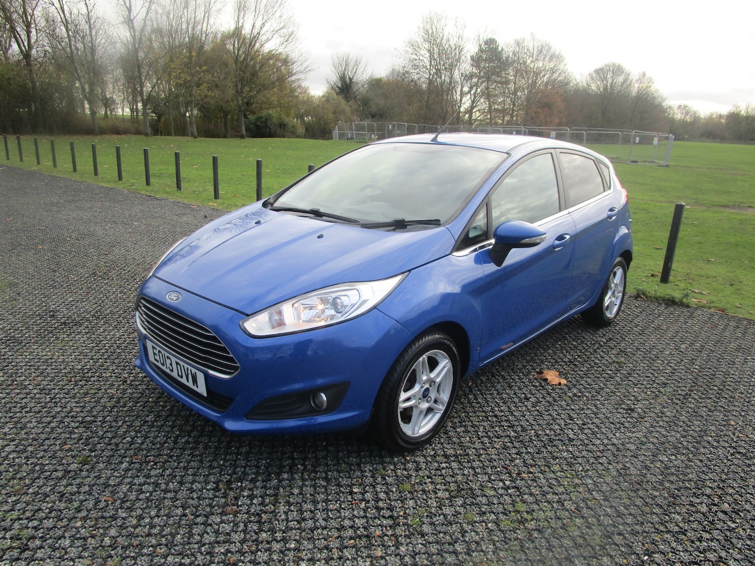 Used Ford Fiesta 2013 for sale - 76737973: Photo 4