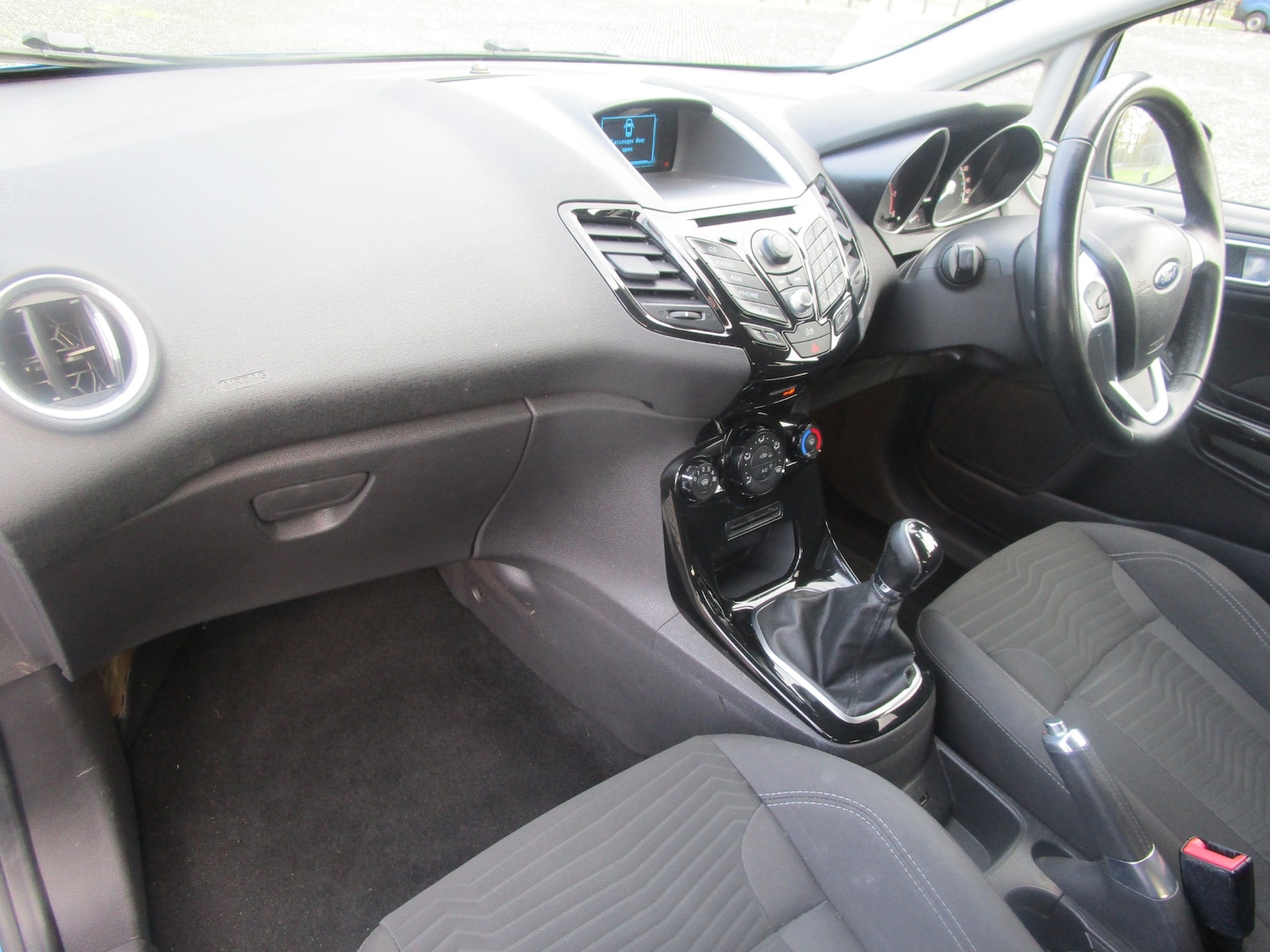 Used Ford Fiesta 2013 for sale - 76737973: Photo 5