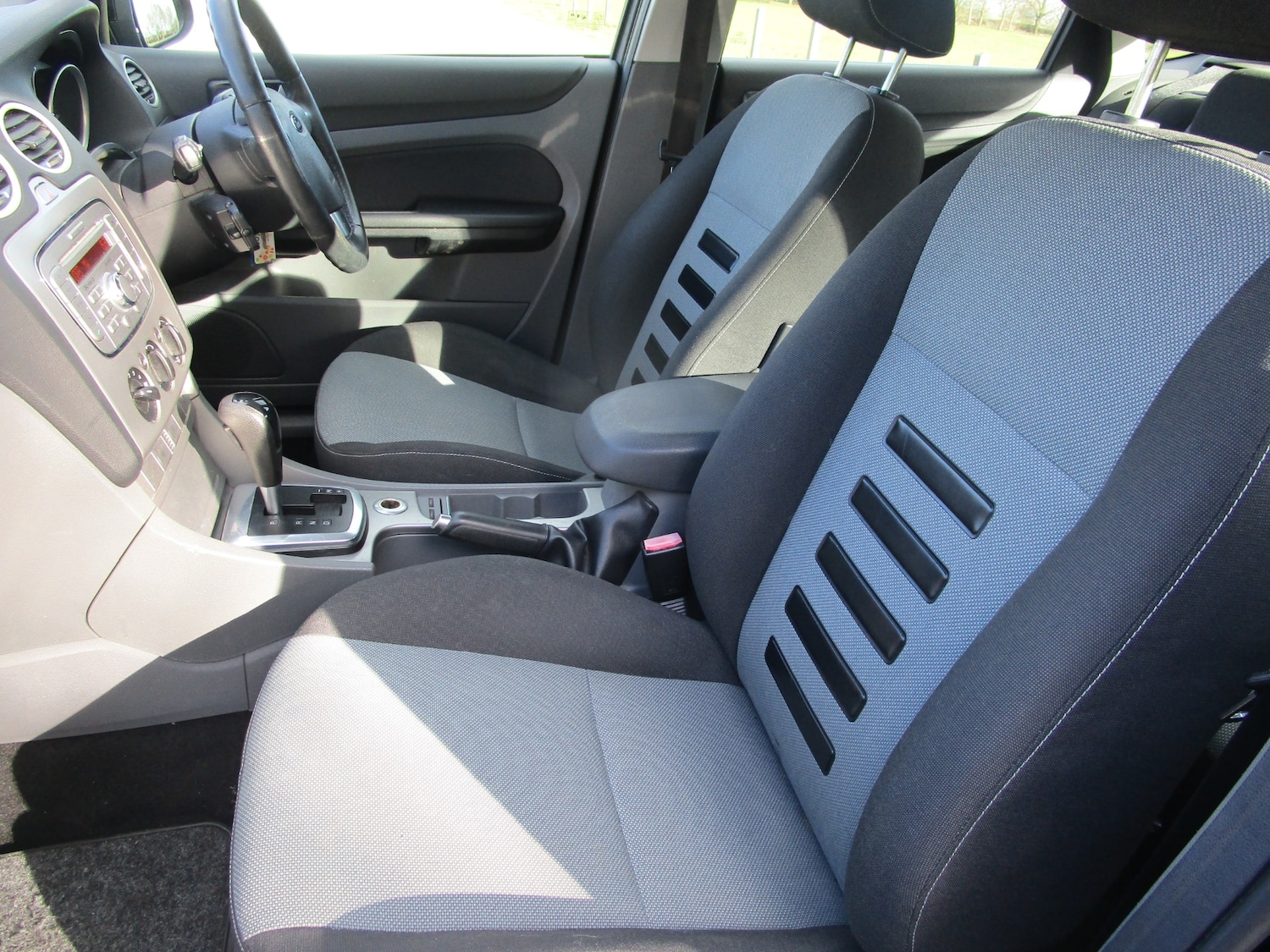 Used Ford Focus 2008 for sale - 77901340: Photo 7